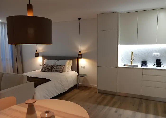 Fontinha House Apartmán *