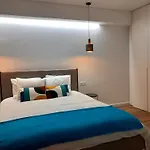 アパート Fontinha House