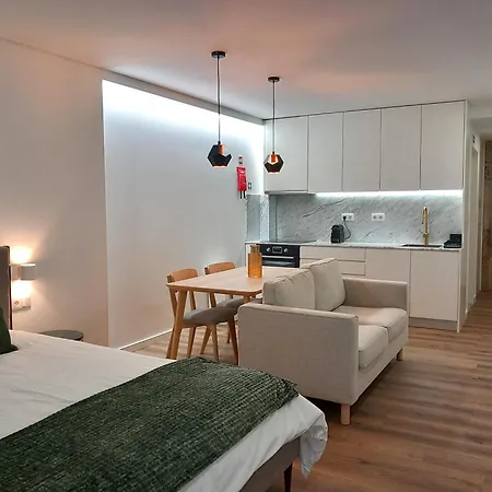 아파트 Fontinha House *