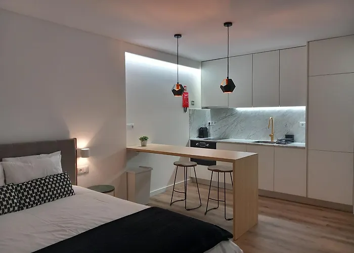 Апартаменты Fontinha House *